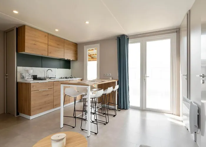 Papillon - Familie 6p شاليه