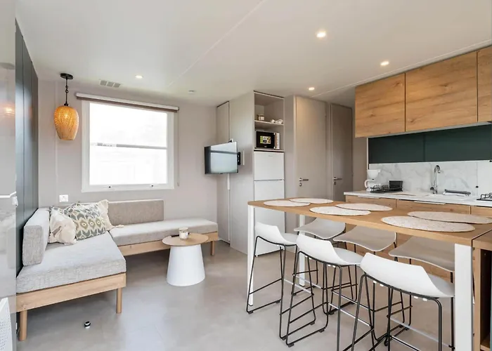 Papillon - Familie 6p شاليه